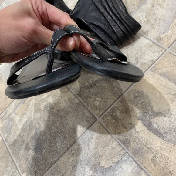 STEVE MADDEN Leather Sandals - Picture 9 of 14